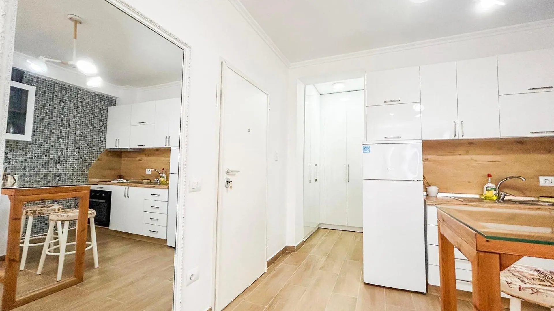 Apartment Studio 663 Durres